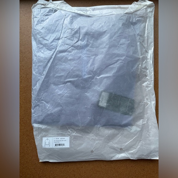 Allbirds Natural Run Mid Layer in Purple Haze - Small - Picture 4 of 4